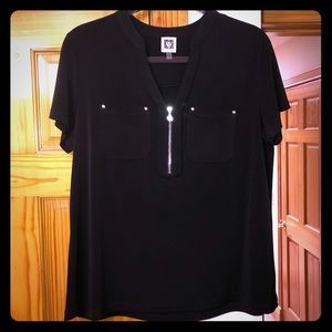 ANNE KLEIN V-Neck Half-Zip Blouse